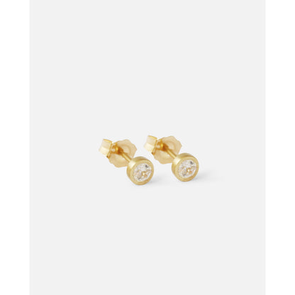 Details.  Indulge in the captivating allure of these 3MM diamond studs. With their sparkling brilliance and timeless elegance, these versatile studs are the perfect accessory to elevate any outfit. Add a touch of luxury to your collection  2 x 3mm Round White Diamond 14k Yellow Gold Each earring measures 4.1mm x 4.15mm butterfly backs Satin Finished or Perfectly polished to a brilliant shine and perfection Beautifully Packaged And Shipped In A Jewelry Gift Box